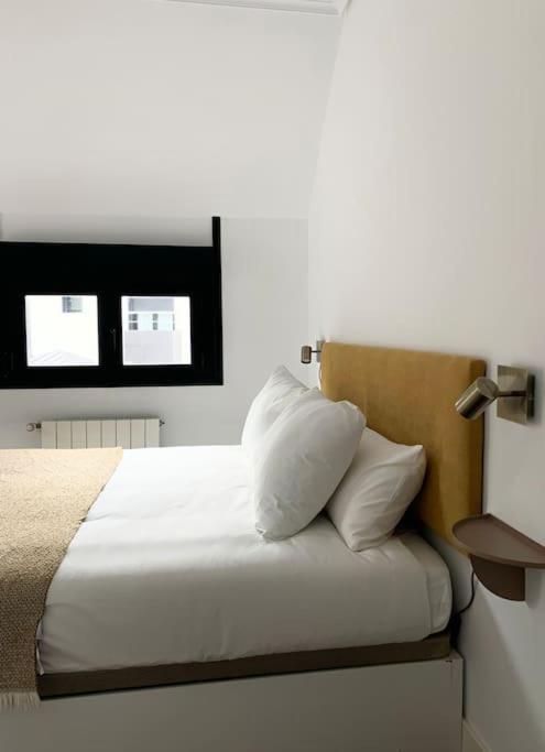 Apartament Atico Con Esplendida Terraza Comillas Zewnętrze zdjęcie
